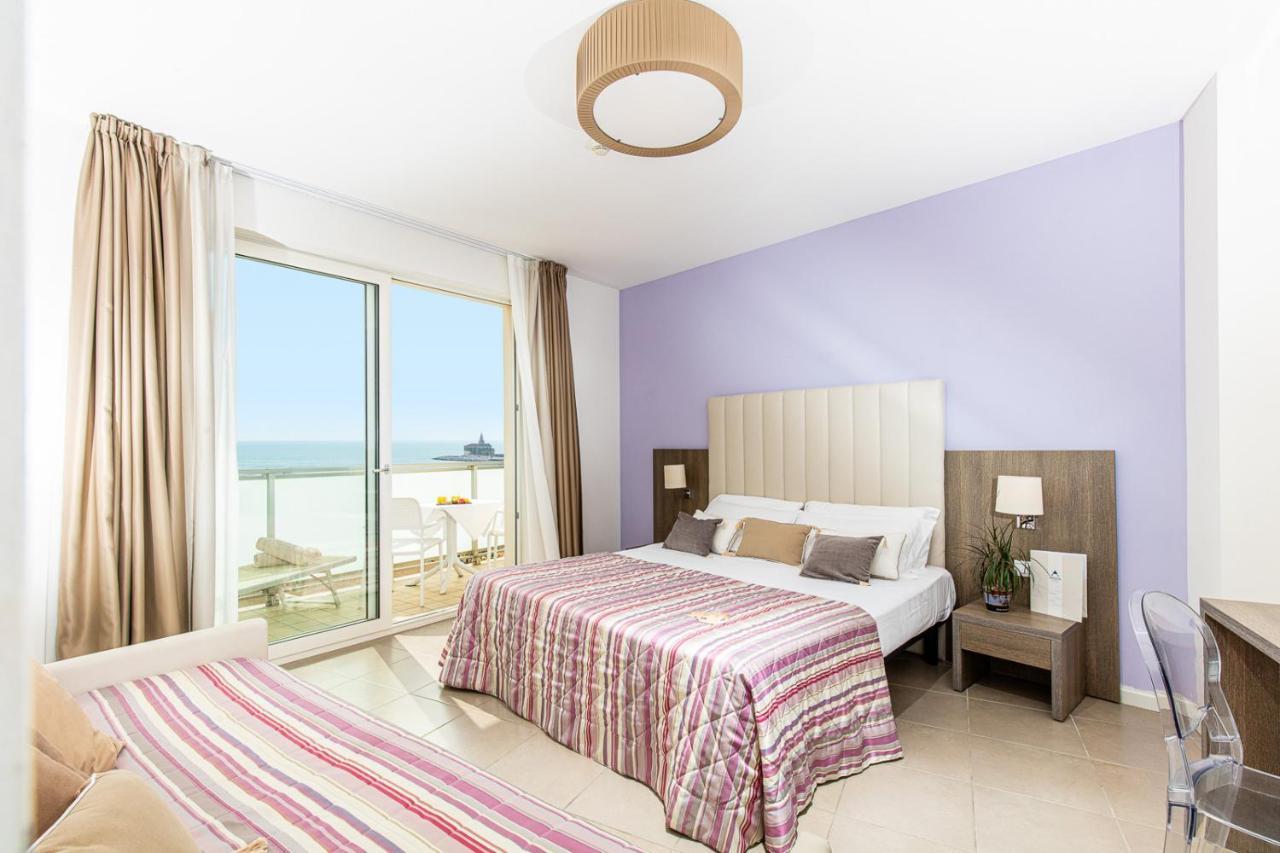 Hotel Karinzia กาออร์เล ภายนอก รูปภาพ