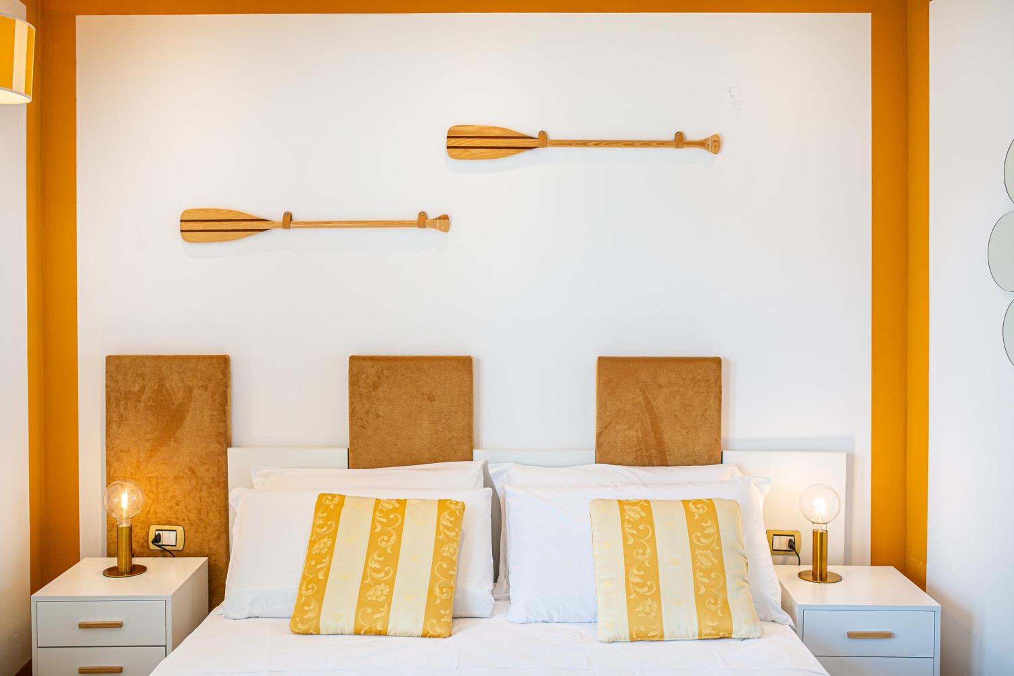 Hotel Karinzia กาออร์เล ภายนอก รูปภาพ