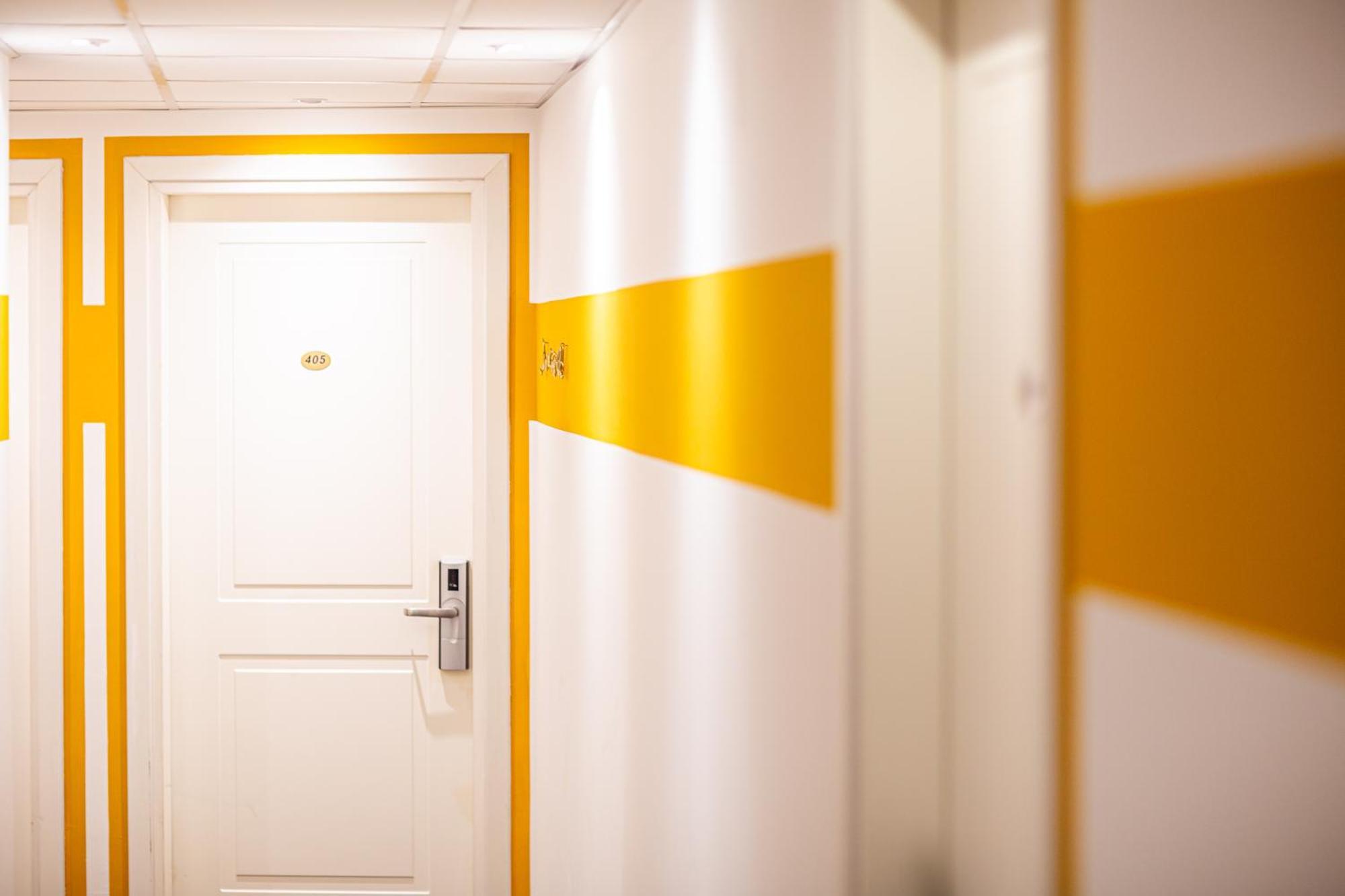 Hotel Karinzia กาออร์เล ภายนอก รูปภาพ
