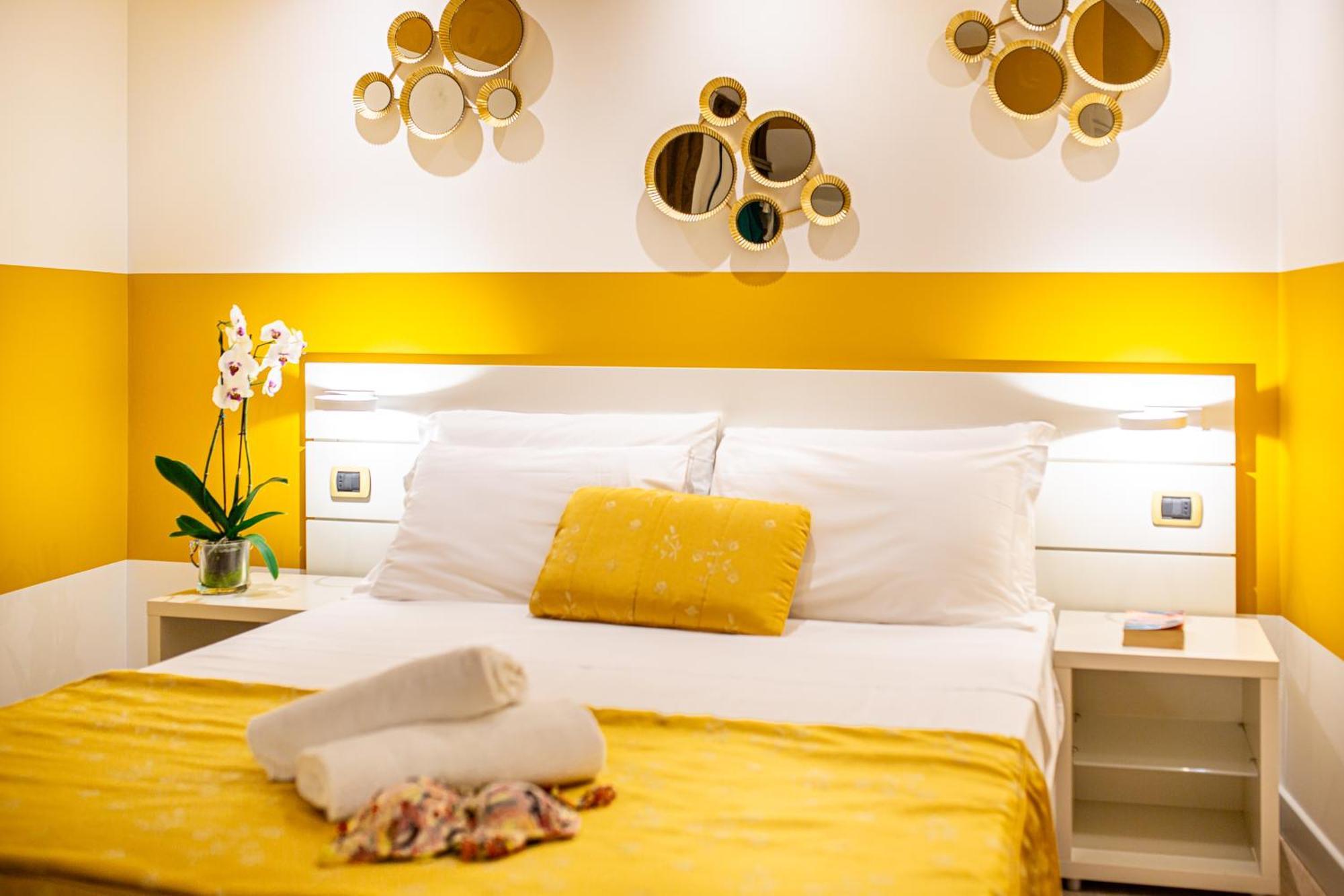 Hotel Karinzia กาออร์เล ภายนอก รูปภาพ