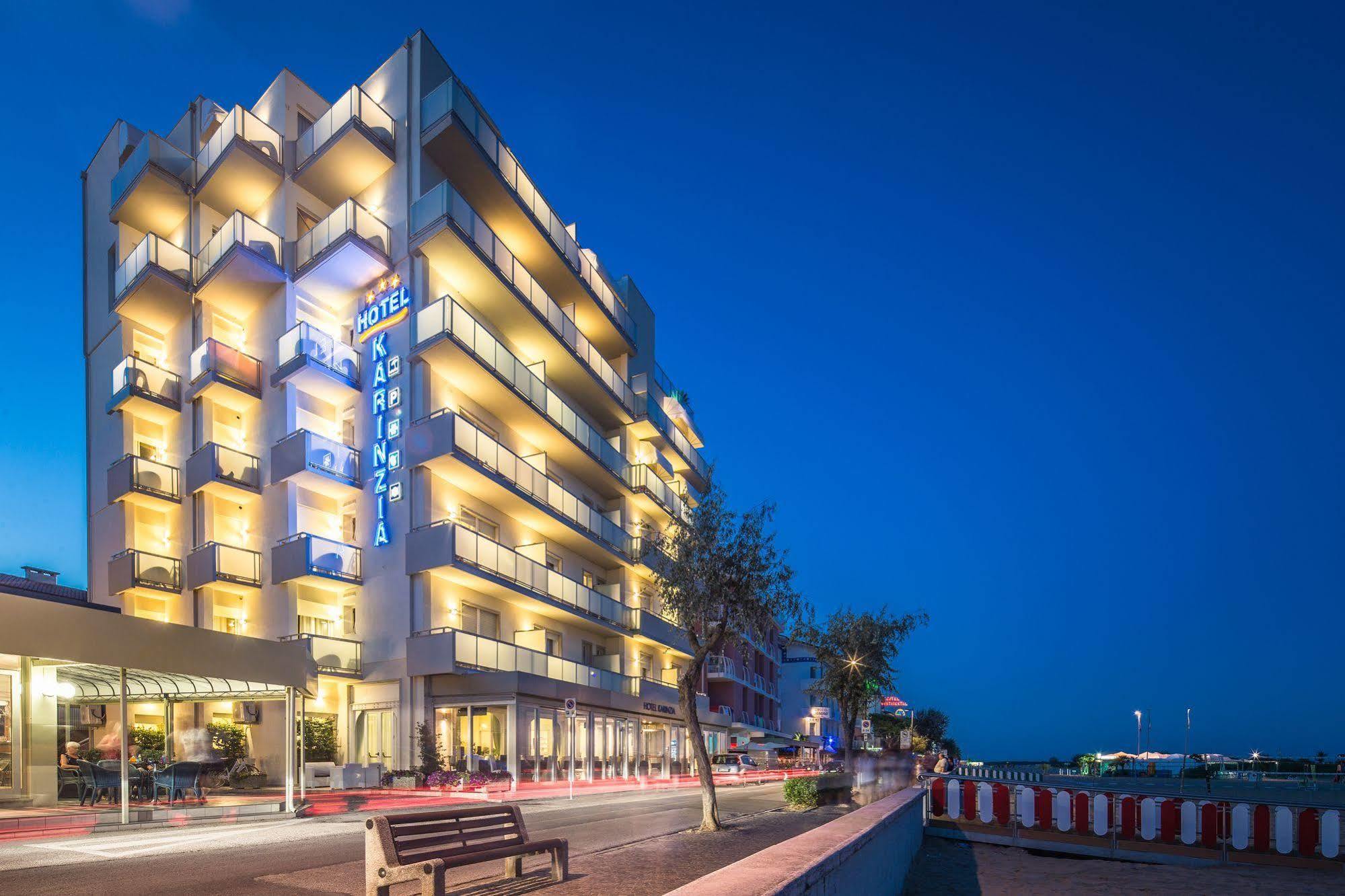 Hotel Karinzia กาออร์เล ภายนอก รูปภาพ